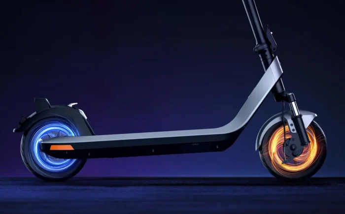NIU KQi 200 Electric Scooter - Lighting