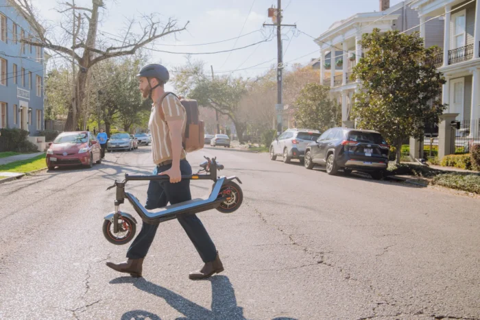 NIU KQi 300X Electric Scooter - Foldable
