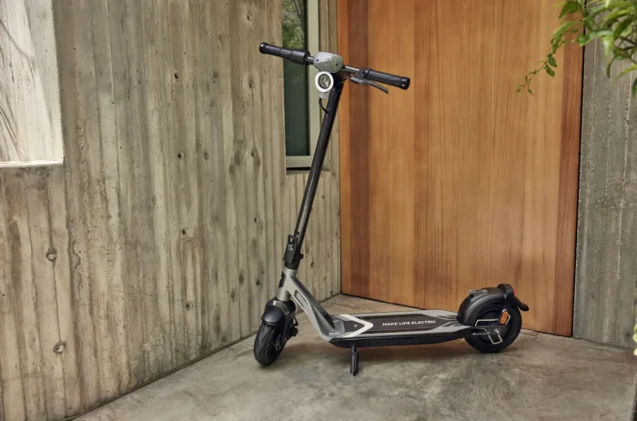 NIU KQi Air Electric Scooter - Experience 4