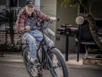 Himiway D3 Cruiser Electric Fat Tire Bike - Riding